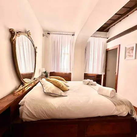 Gens Iulia Luxury Appartament Apartamento